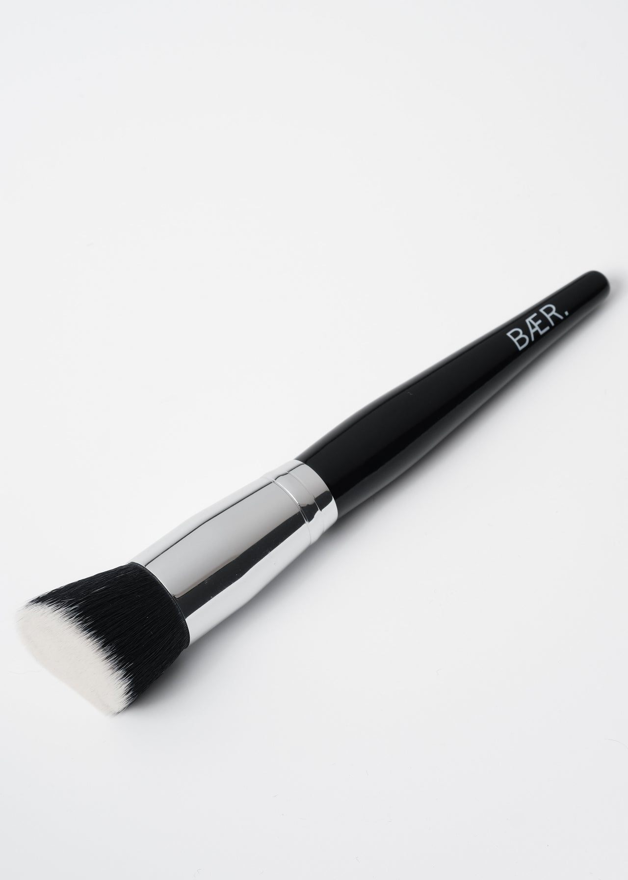 BÆR. Makeup Brushes - The Essential Base Set