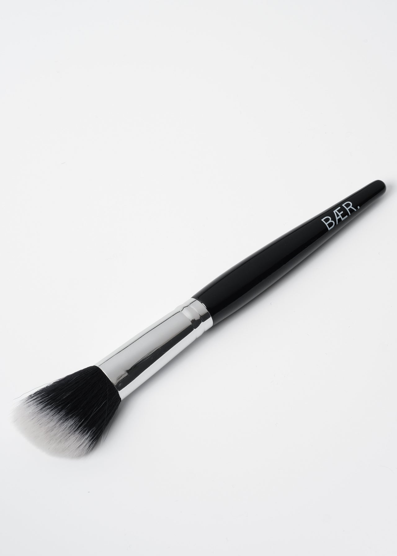BÆR. Makeup Brush No.11