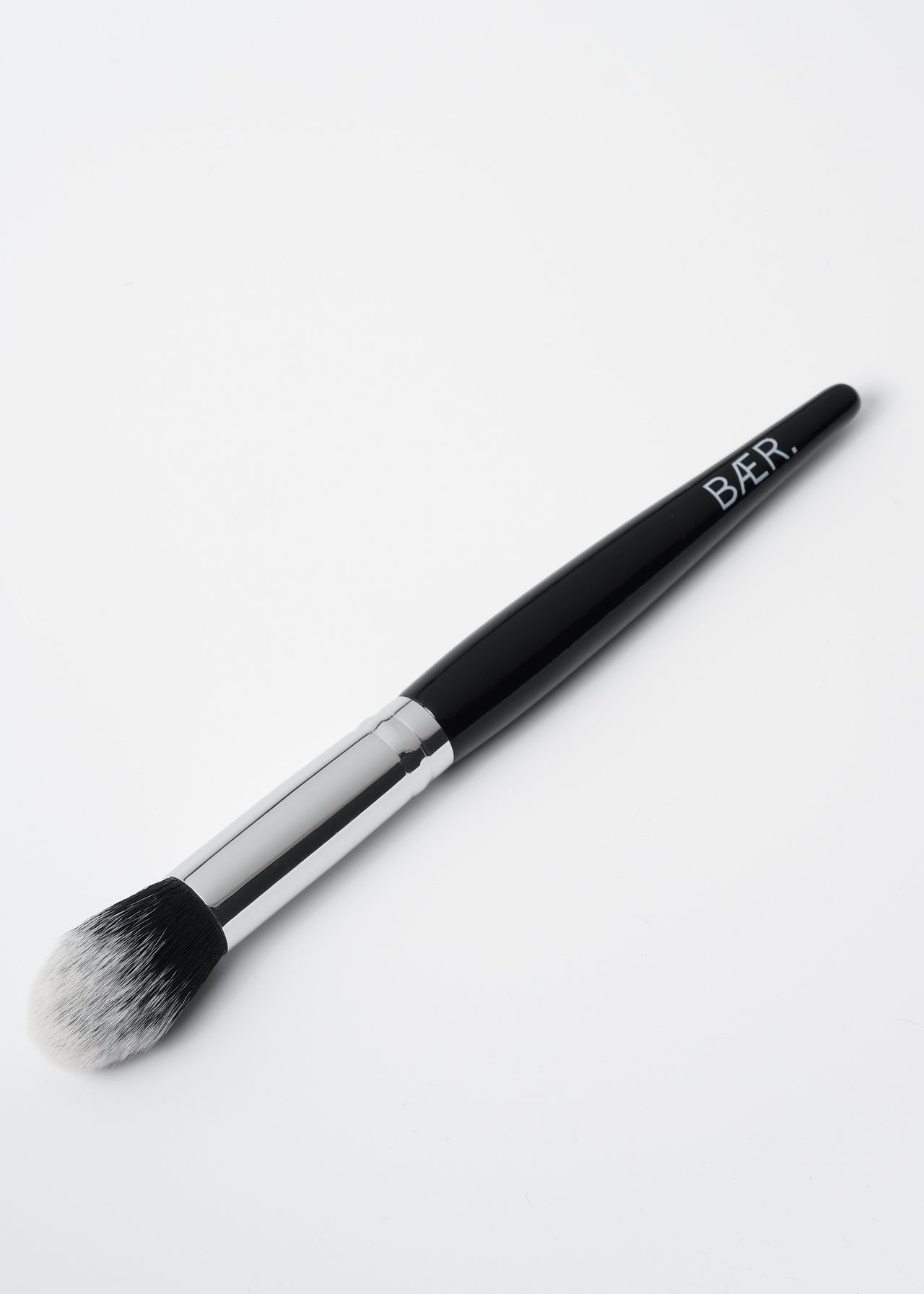 BÆR. Makeup Brush No.12