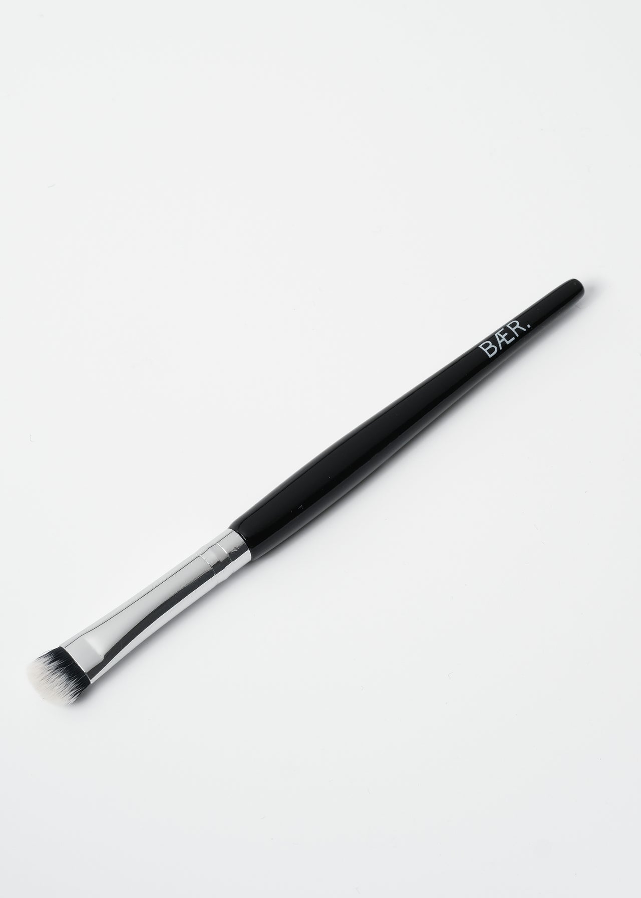 BÆR. Makeup Brush No.33